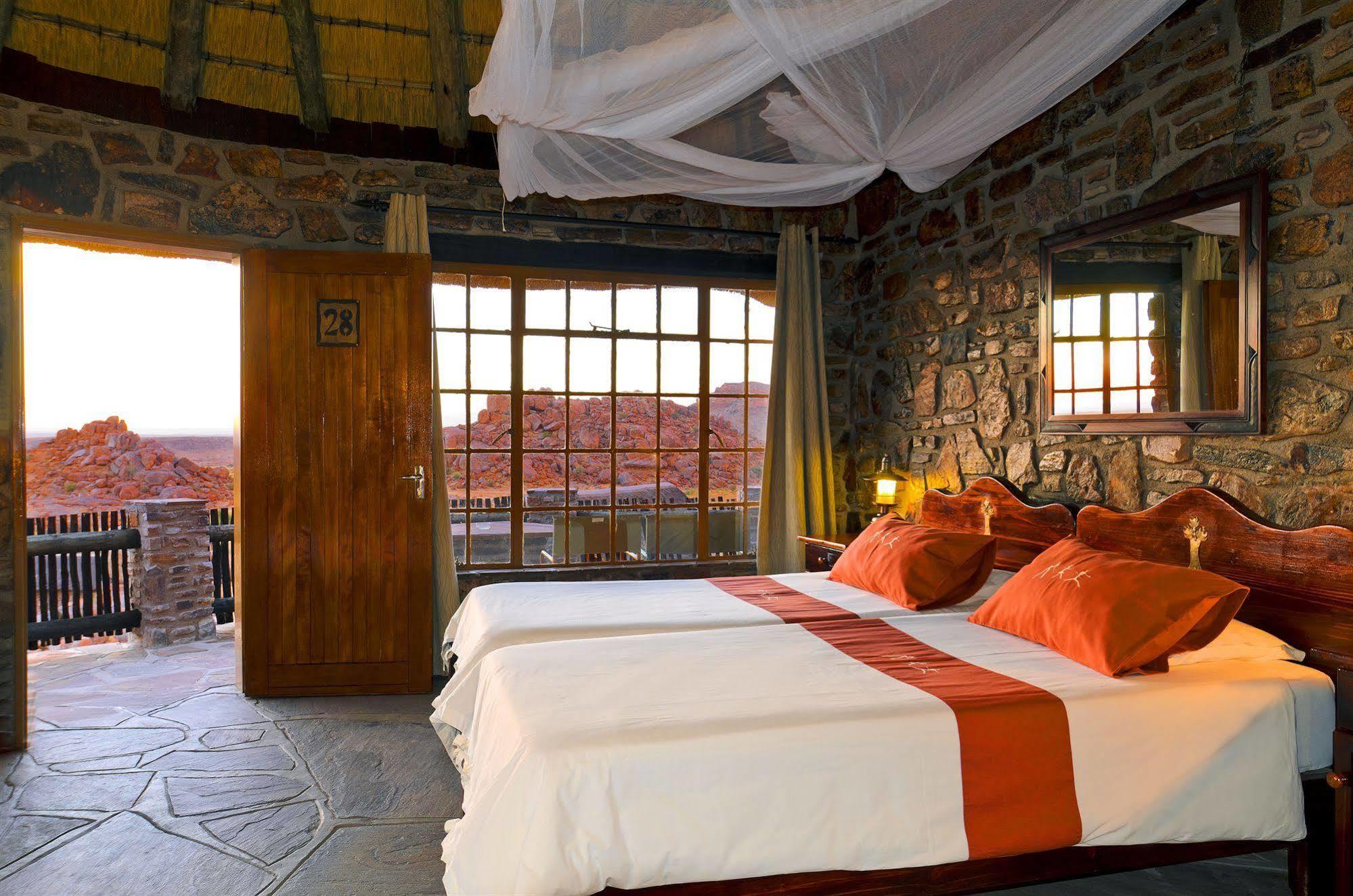 Gondwana Canyon Lodge Kanebis Exteriör bild