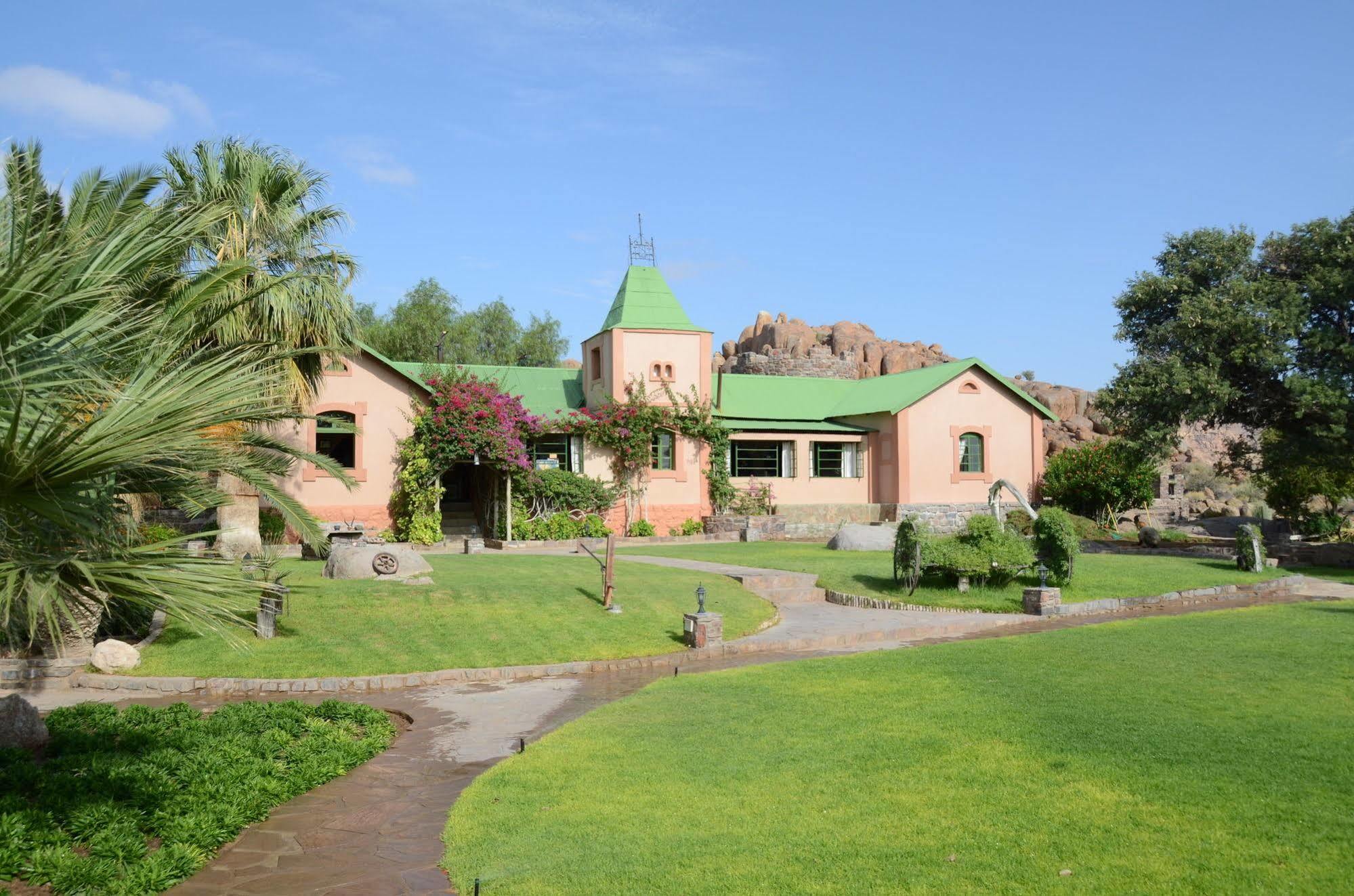 Gondwana Canyon Lodge Kanebis Exteriör bild
